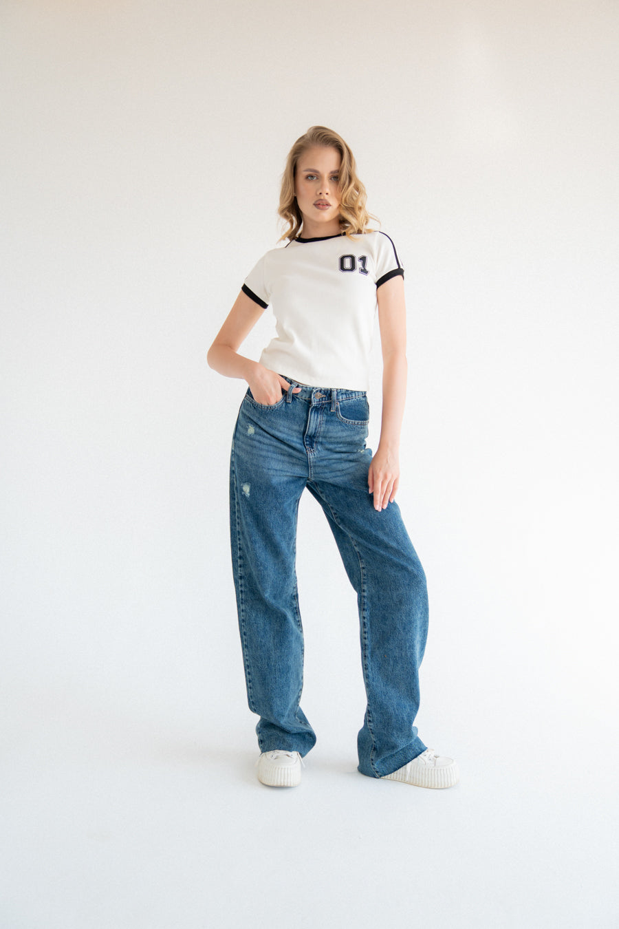 Hight-waist dirty wash straight leg jeans