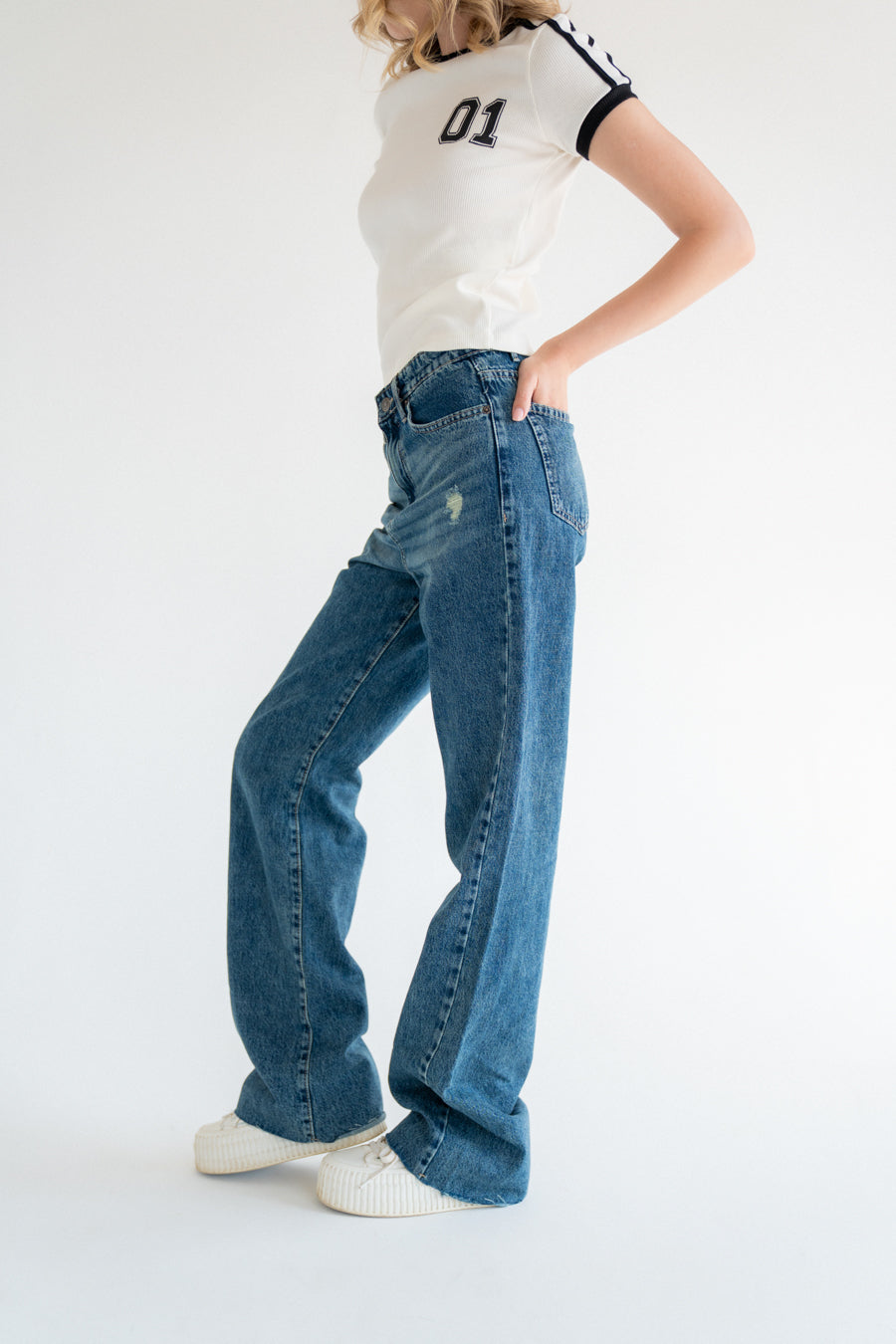 Hight-waist dirty wash straight leg jeans