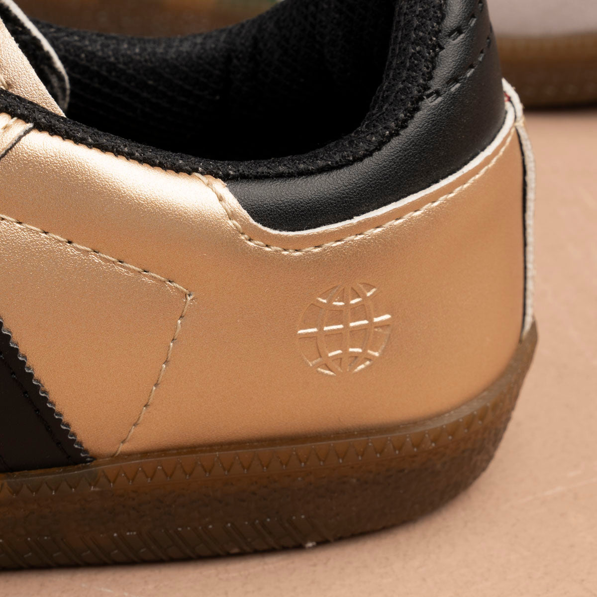 Adidas Samba – Metallic Bronze/Black