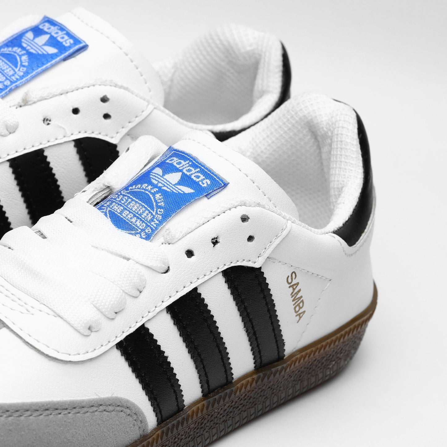 Adidas Samba – White / Black / Gum